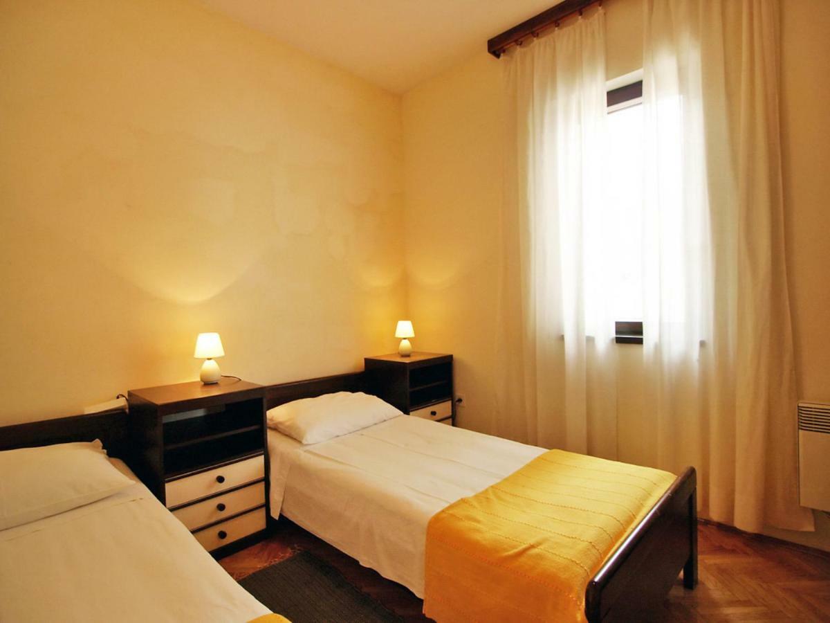 Holiday Home Mirta By Interhome Mali Iz Luaran gambar