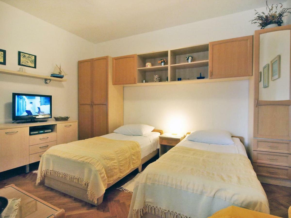 Holiday Home Mirta By Interhome Mali Iz Luaran gambar